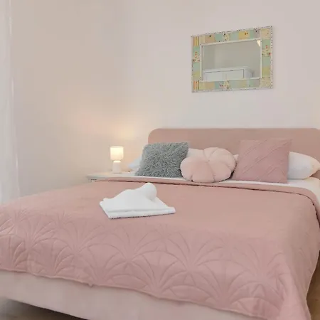 Luxurious In * Ražanac