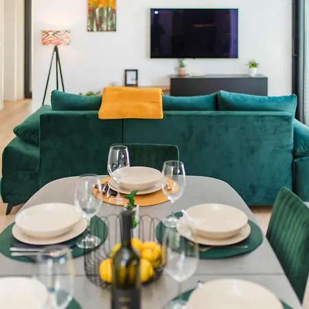 Prázdninový dům Luxurious In Ražanac