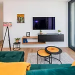 Luxurious In * Ražanac